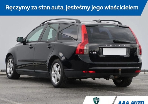 Volvo V50 cena 23700 przebieg: 189764, rok produkcji 2009 z Człuchów małe 211